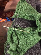 Load image into Gallery viewer, Holey Cables Shawl Kit