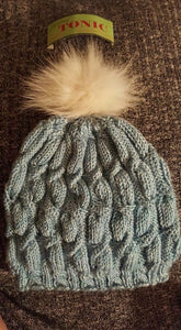 Knurly Cables Hat Pattern